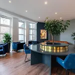 فندق Frechener Hof 4*
