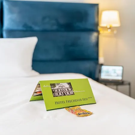 Frechener Hof 4* فريشن