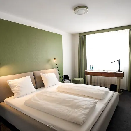 Отель Frechener Hof 4*