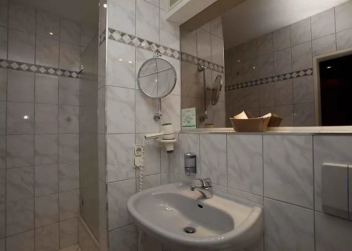 Frechener Hof Отель 4*