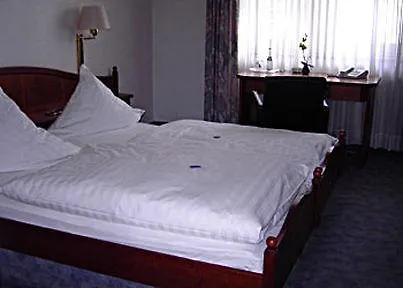 Отель Frechener Hof