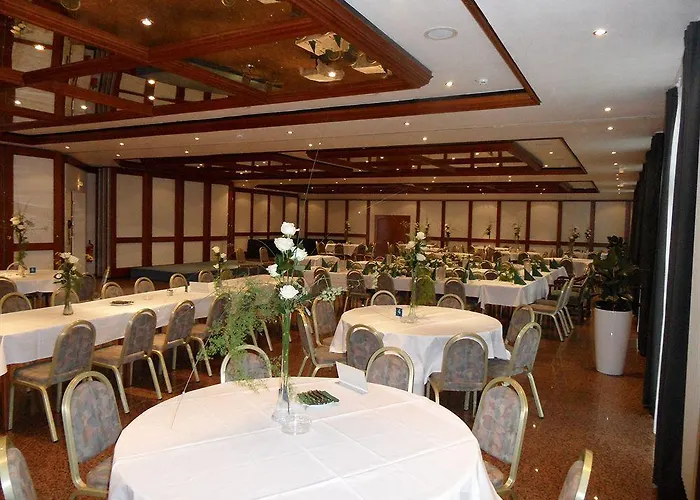 Otel Frechener Hof 4*